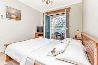 Апартаменты Apartments Jovanovic Котор Номер-студио с видом на море-5